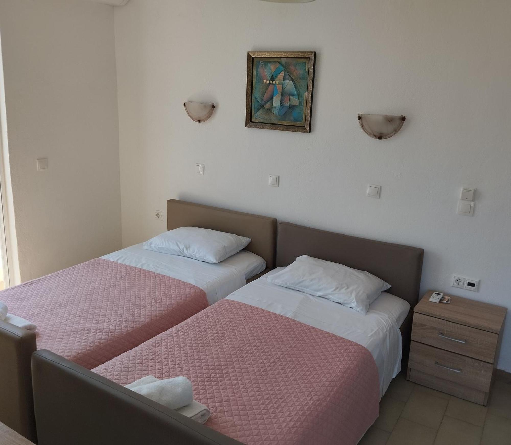 Lilian'S Seaview-Party Street-Youth Studios Rhodes City ภายนอก รูปภาพ