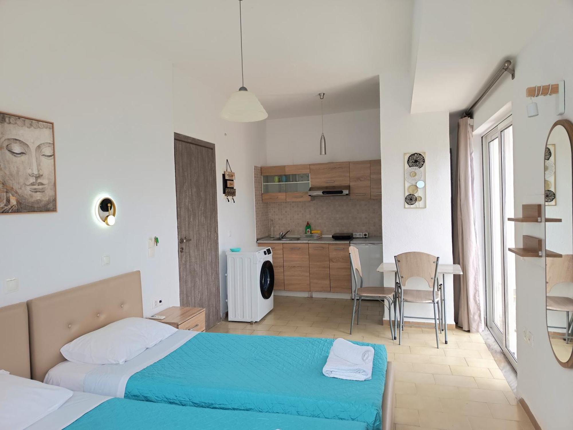 Lilian'S Seaview-Party Street-Youth Studios Rhodes City ภายนอก รูปภาพ